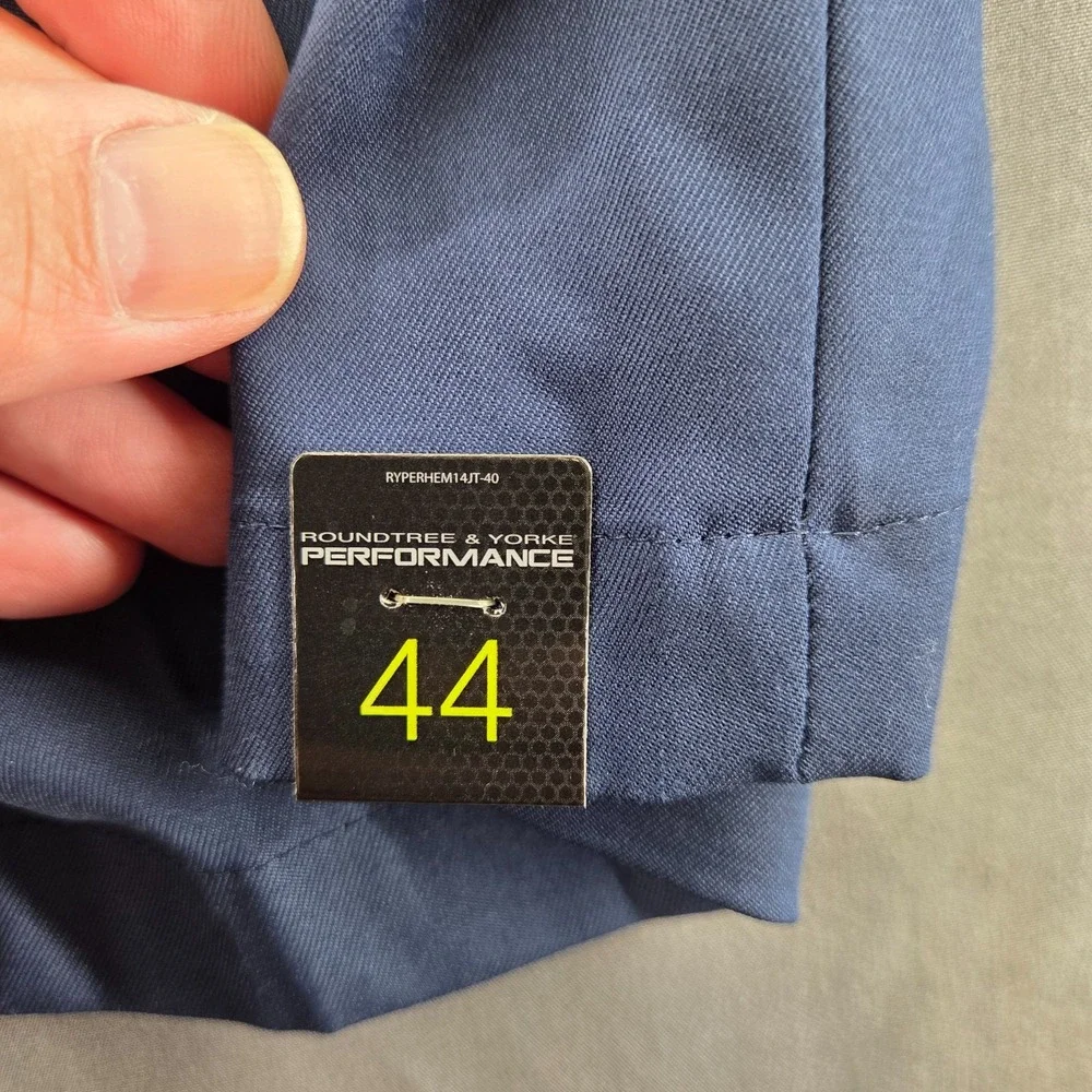 Roundtree & Yorke Mens 44 Navy Blue Performance Tall Classic Fit Shorts NWT